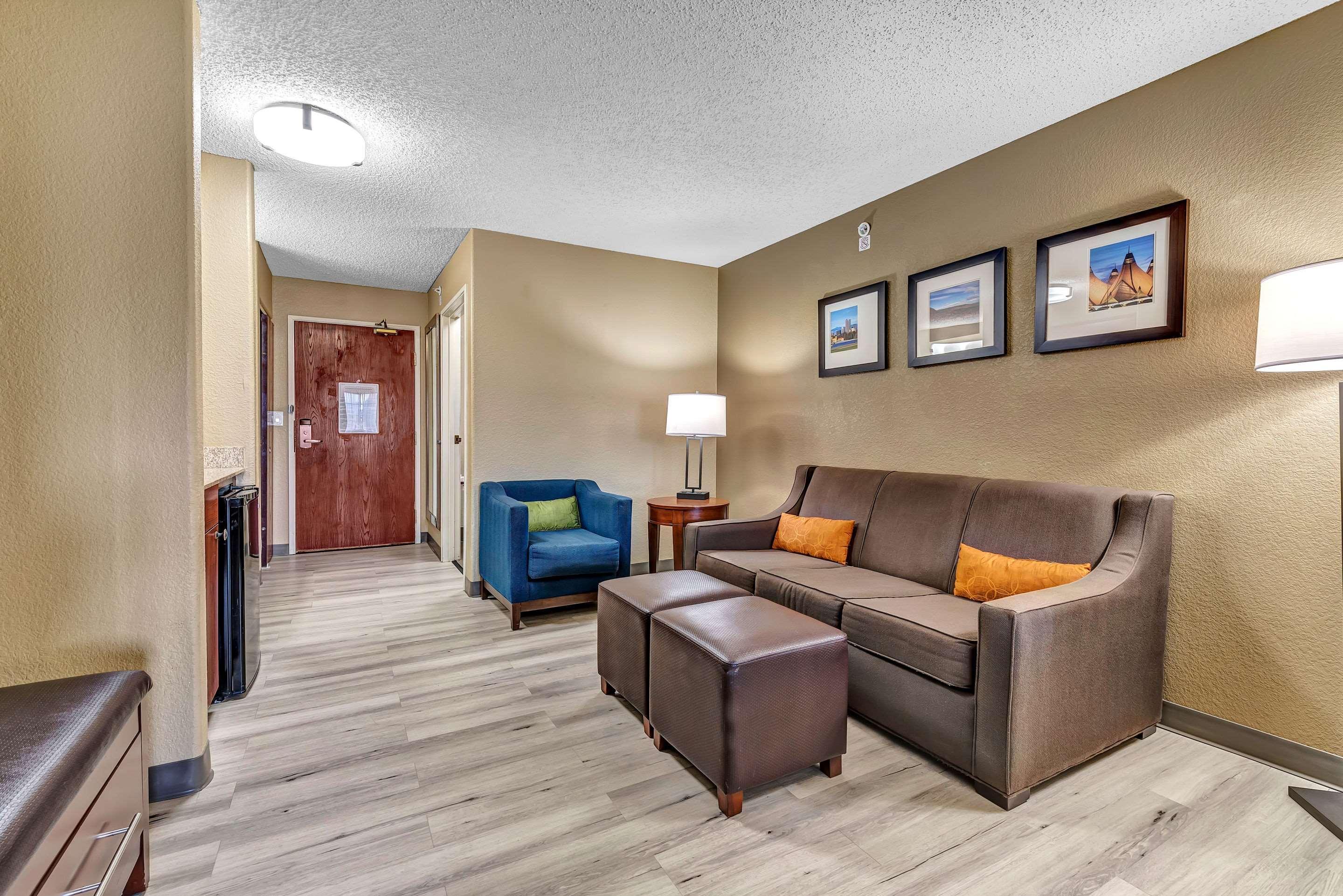 Comfort Suites Lakewood - Denver Eksteriør billede