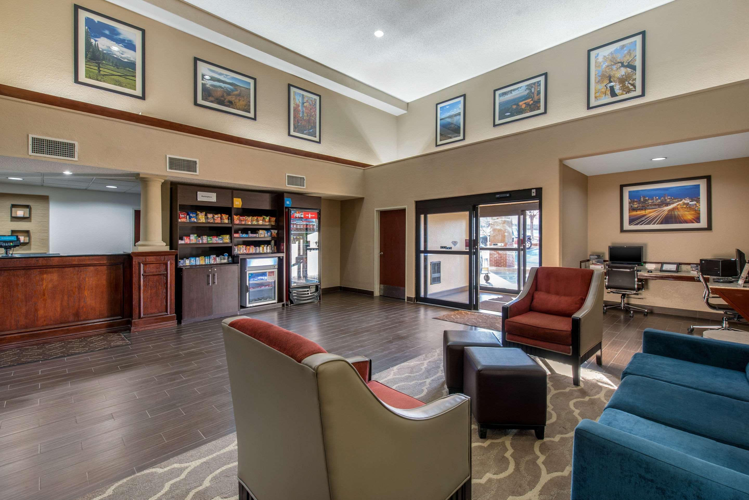 Comfort Suites Lakewood - Denver Eksteriør billede