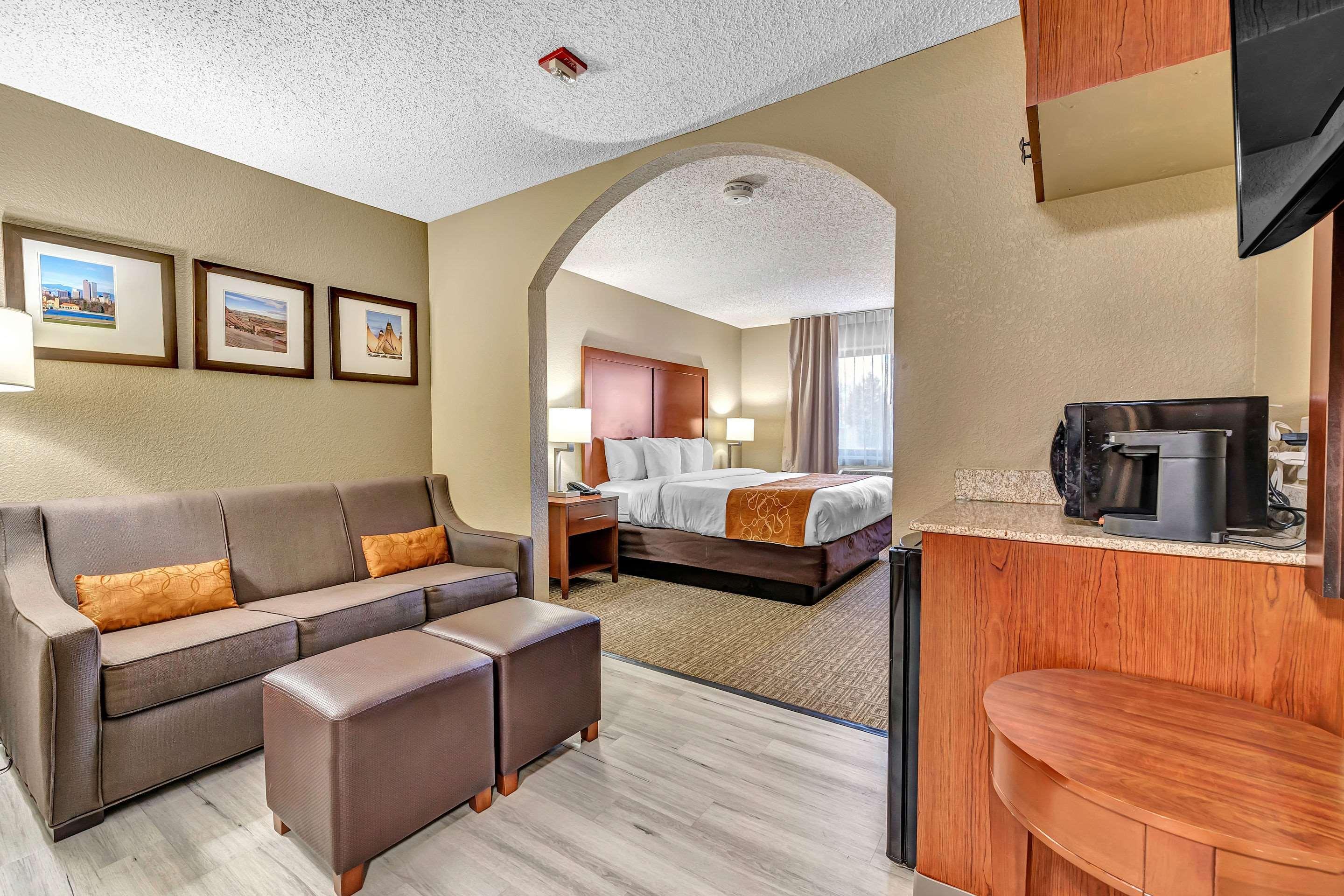 Comfort Suites Lakewood - Denver Eksteriør billede