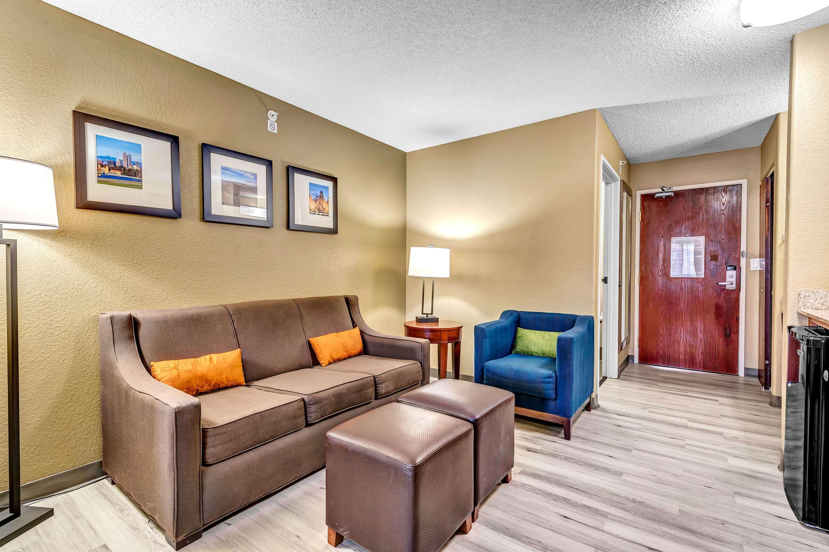 Comfort Suites Lakewood - Denver Eksteriør billede