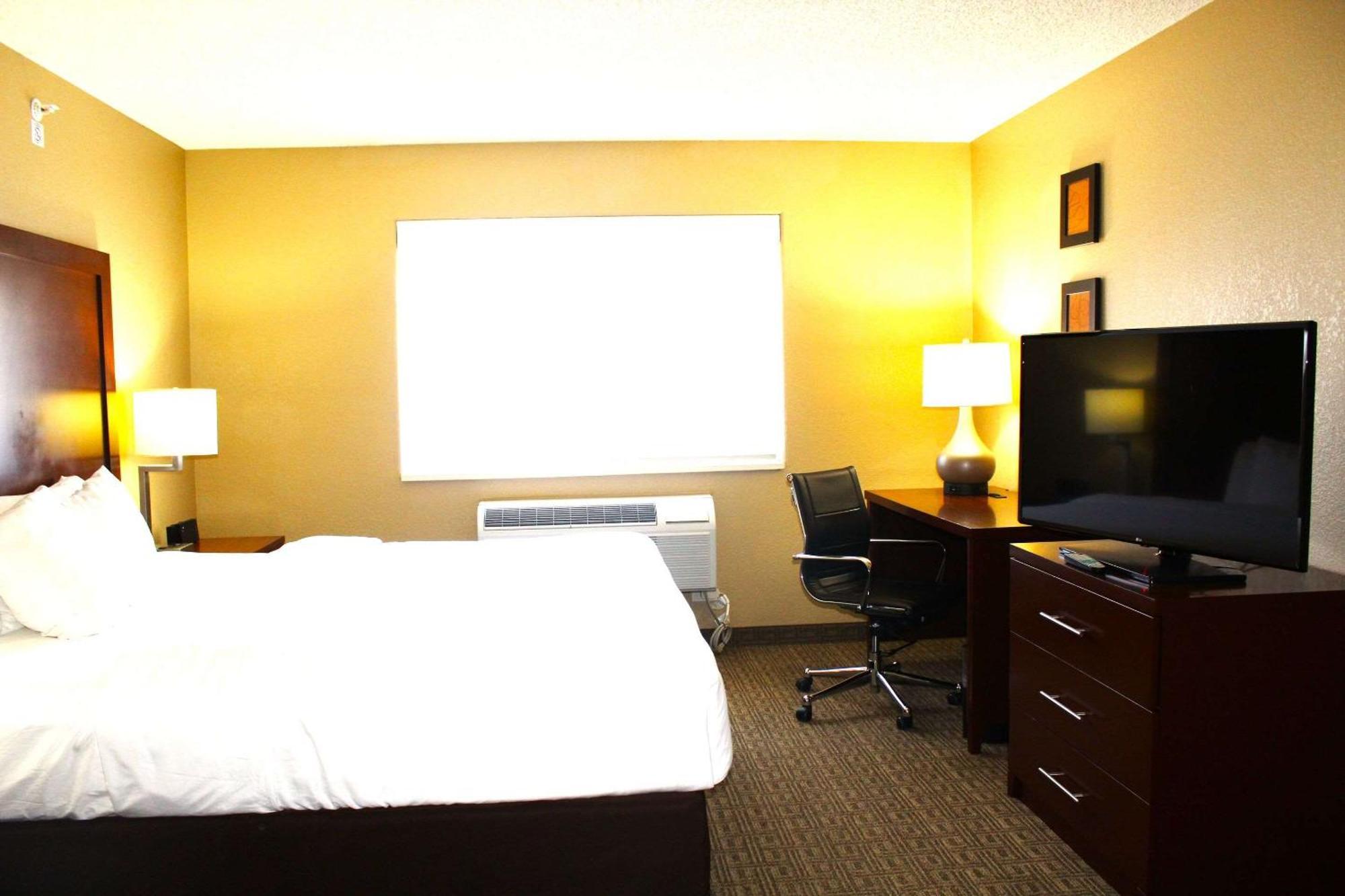 Comfort Suites Lakewood - Denver Eksteriør billede