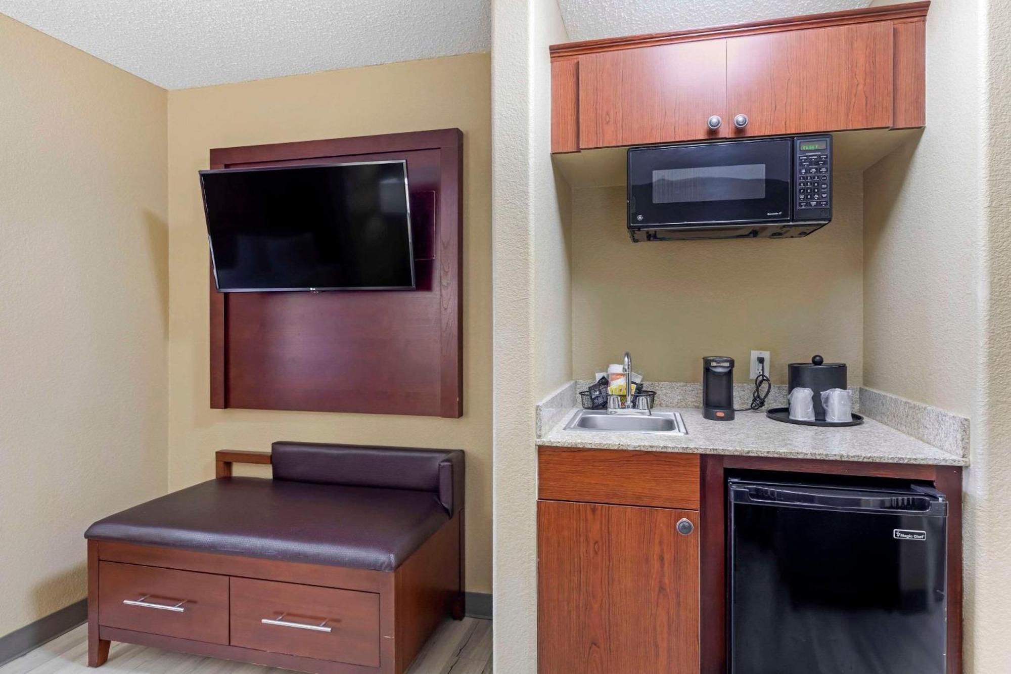 Comfort Suites Lakewood - Denver Eksteriør billede